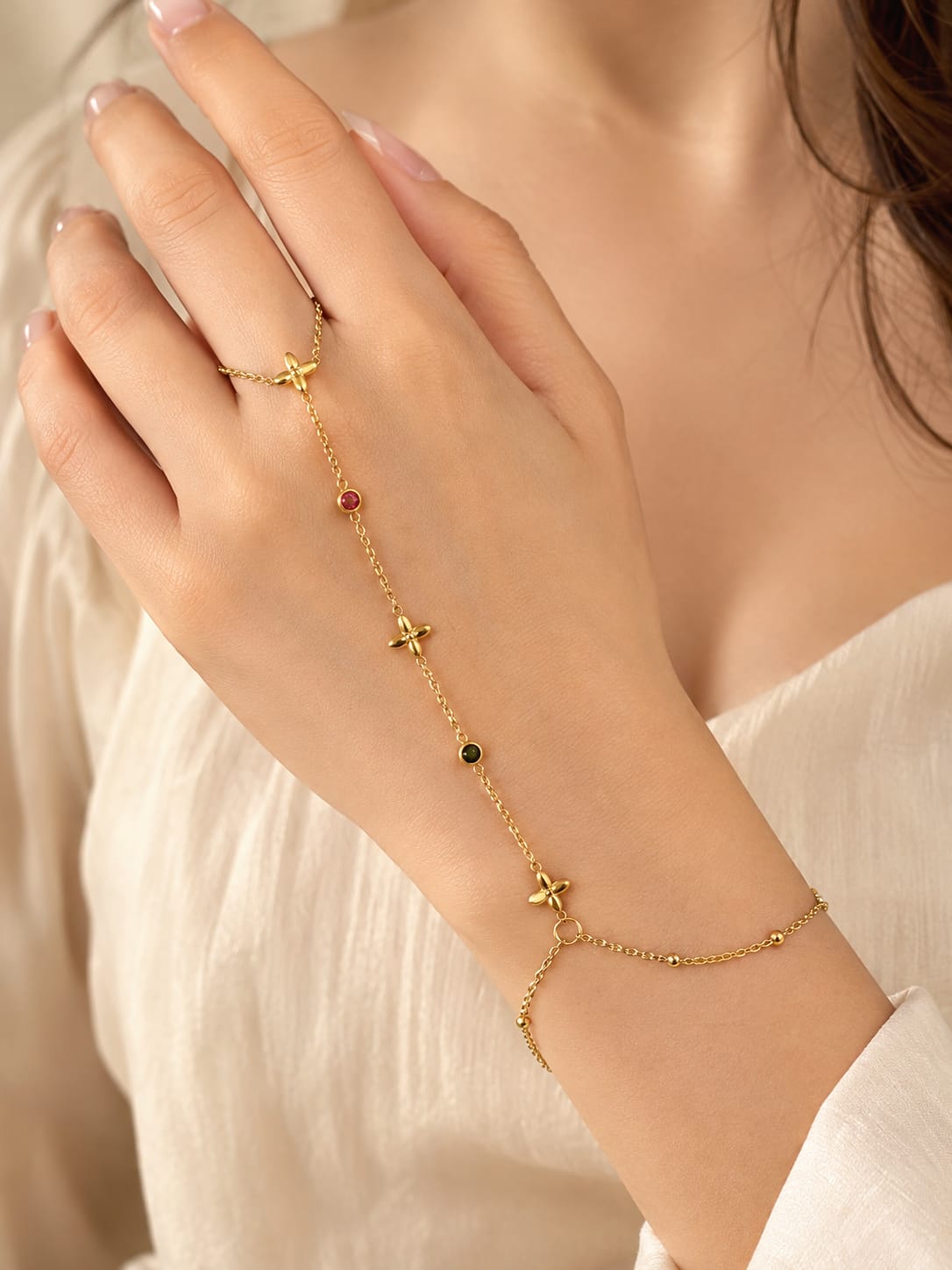 Elan Hand Chain