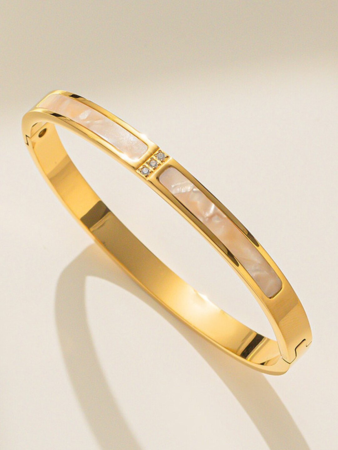 Elegant Mother of Pearl with Studded 5A Zirconia 18K Gold Plated Bracelet