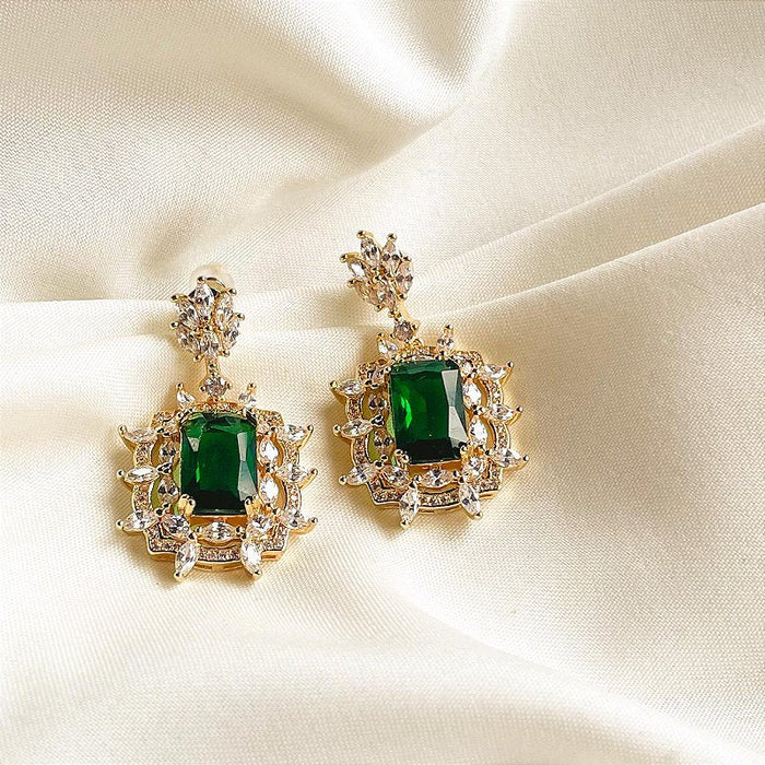 EMERALD ZIRCONIA DANGLE
