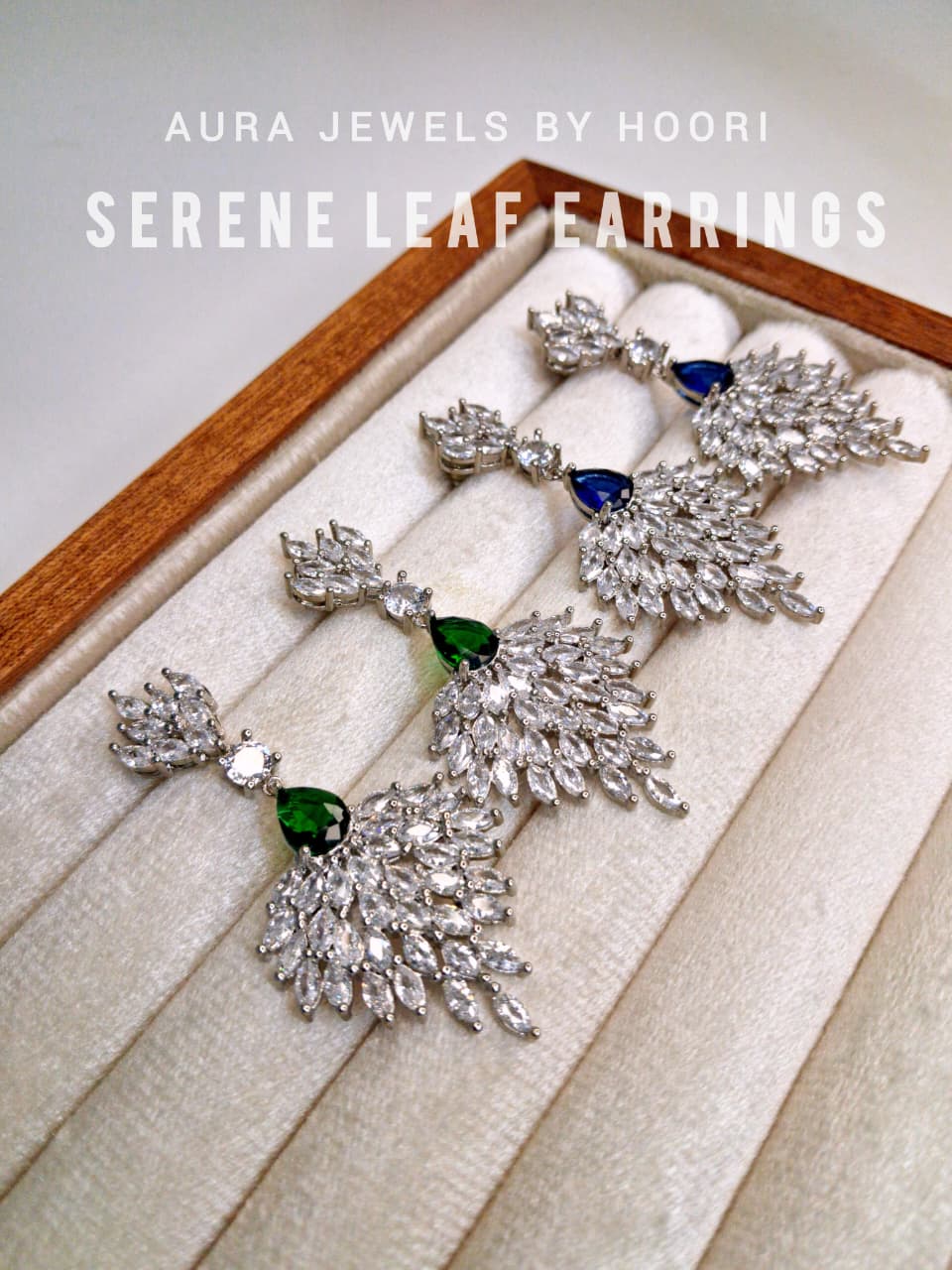 EMERALD SERENE LEAF EARRING