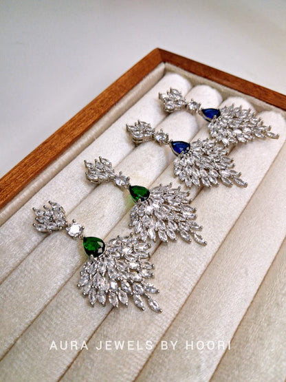 EMERALD SERENE LEAF EARRING