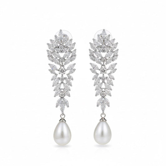 CELESTE WHITE PEARL EARRING