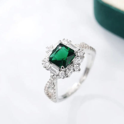 EMERALD AURA RING