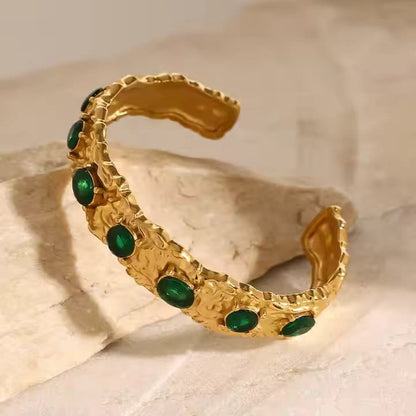 EMERALD GOLD CUFF 18K