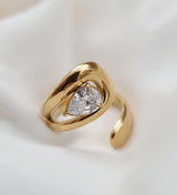 PEARL AND GOLD RING