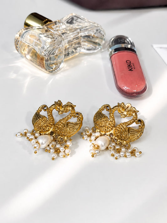 Frost Afghani earring